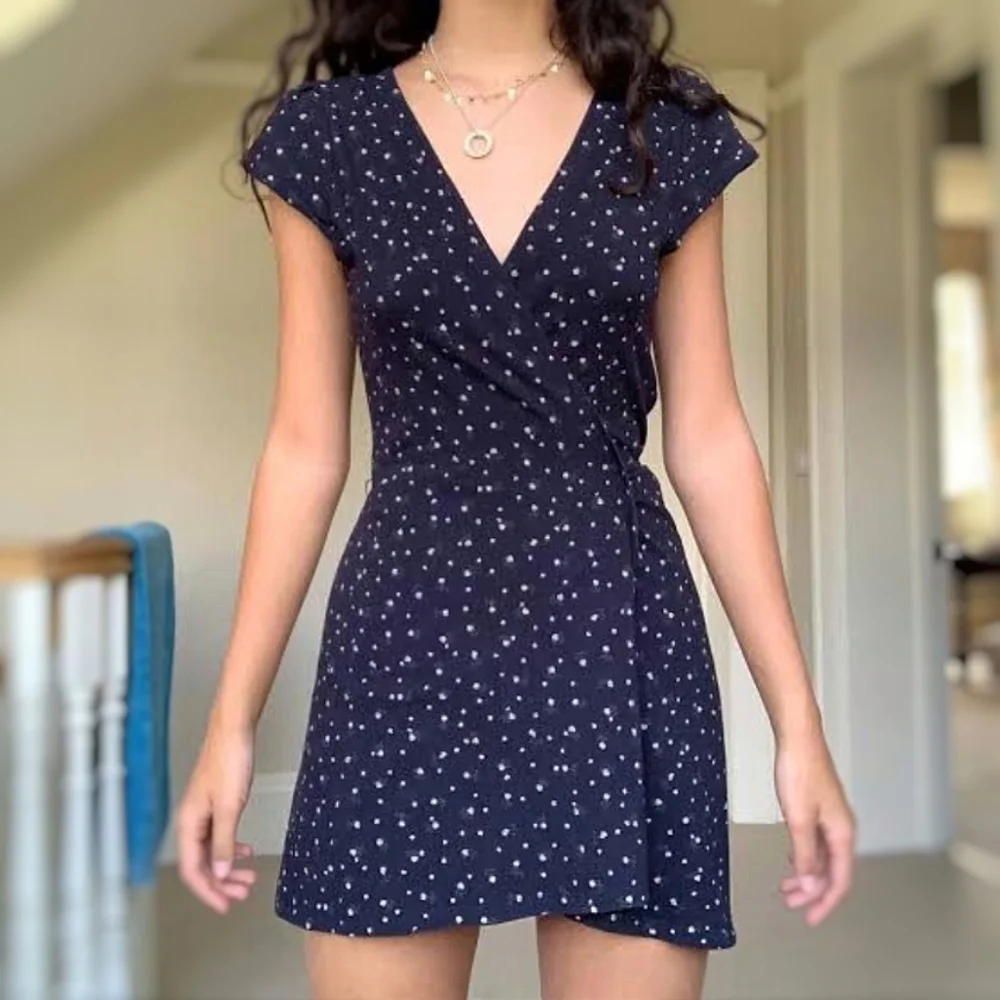 Blue Floral Brandy Melville Robbie Dress Dupe Brandy Melville Dresses Brandy Melville Womans Robbie Floral Blue Floral Brandy Melville Robbie Dress Dupe Brandy Melville Dresses Brandy Melville Womans Robbie Floral